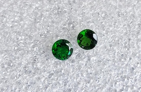Green Garnet 5.5mm Round Pair  for Earrings, January Birthstone for  Jewelry