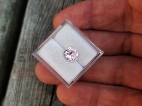 Pastel Pink Sapphire 7.2x6.3 mm Oval for Jewellery Gift for Her