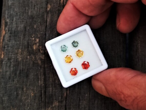 Flower Carving Sapphires September Birthstone