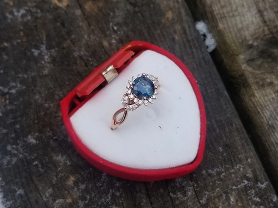 Engagement Ring Blue Green Sapphire 6.5 MM Round 14k Rose Gold Gemstone Ring for Her Wedding Anniversary