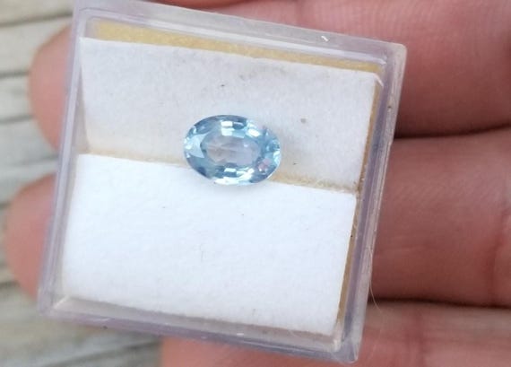 Ice Blue Sapphire for Engagement Ring, September Birthstone for Jewelry Design, Eye Clean Ceylon Oval Sapphire, Free Shipping