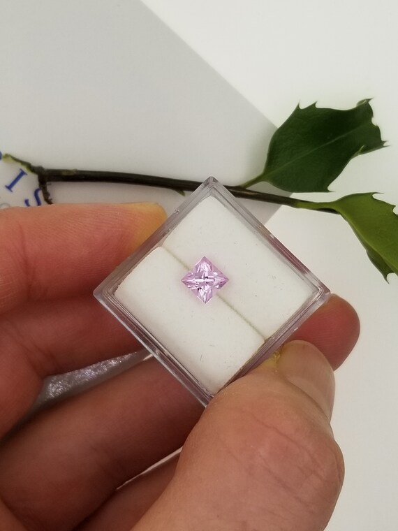 Princess Cut Natural Pink Sapphire 0.87cts