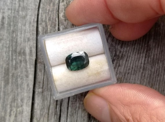Ceylon Dark Green Sapphire Cushion Shape for Engagement Ring, Unique Natural Sapphire for Jewelry Gift, Free Shipping to North America