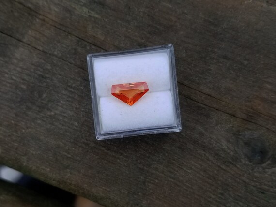 Ceylon Orange Sapphire 1.73 Cts Fancy Cut
