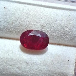 Deep Velvet Red Ruby 1.29 Carats Oval July Gemstone for Jewelry