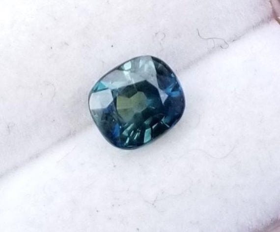 Ceylon Cushion 0.94 Ct Blue Green Sapphire