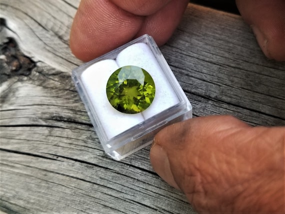 Arizona Peridot 12.3 MM Round Shape Over 7.50 Cts