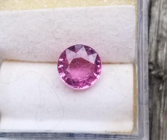 Neon Hot Pink Sapphire Round Shape September Birthstone for Anniversary Jewelry, Free Shipping to USA