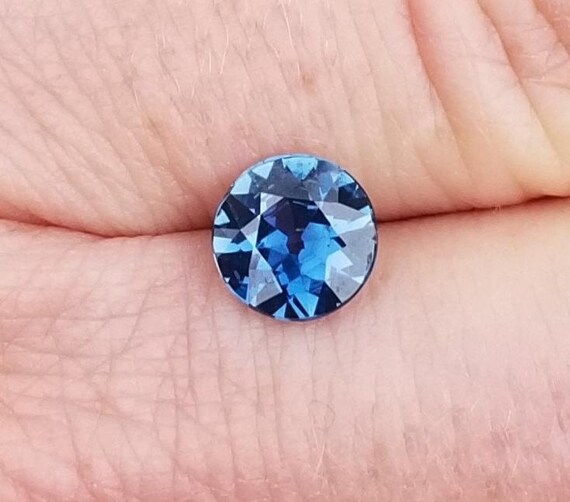 Natural Round Blue Sapphire Round Precision Cut Gemstone for Jewelry