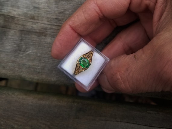 Green Garnet 14K Yellow Gold Filigree Ring