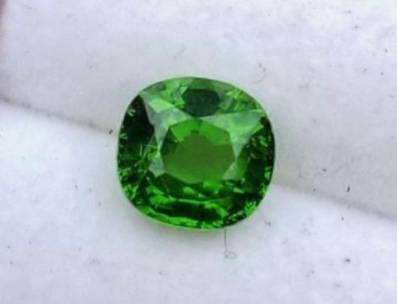 Fine Green Garnet 6MM  Cushion January Birthstone for Jewelry