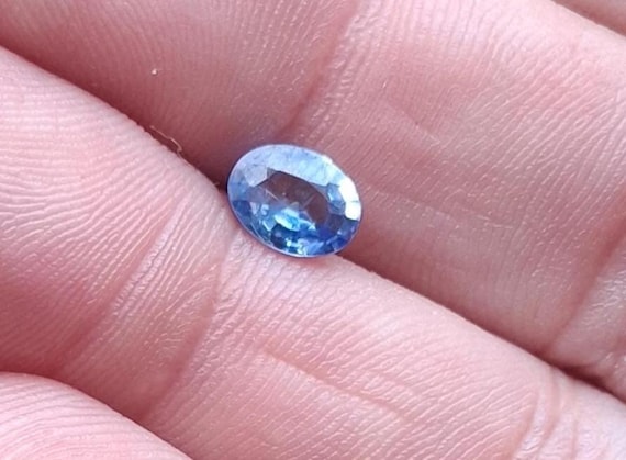 Ceylon Pastel Oval Blue Sapphire for Anniversary Jewelry, September Birthstone