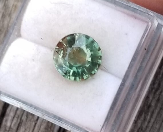 Ceylon Mint Green Sapphire 8.3MM Round for Engagement Ring, Unique Rare Natural Mint Color Sapphire for Jewelry Design, Free Shipping to USA