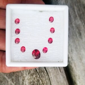 Red Spinels Oval Shape for Custom Jewelry Necklace, August Birthstone Natural Gemstones for Anniversary Gigt