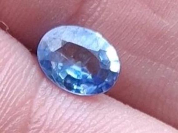 Ceylon Pastel Oval Blue Sapphire for Anniversary Jewelry, September Birthstone