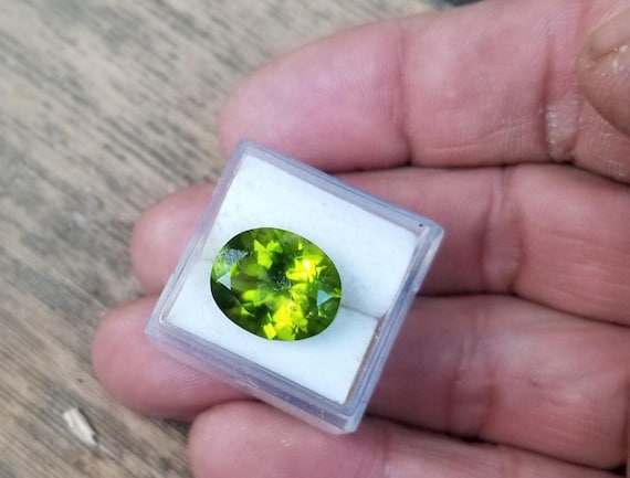 Natural Oval Peridot for Anniversary Jewelry Gift for Her, August Birthstone for Fine Jewelry, Free Shipping