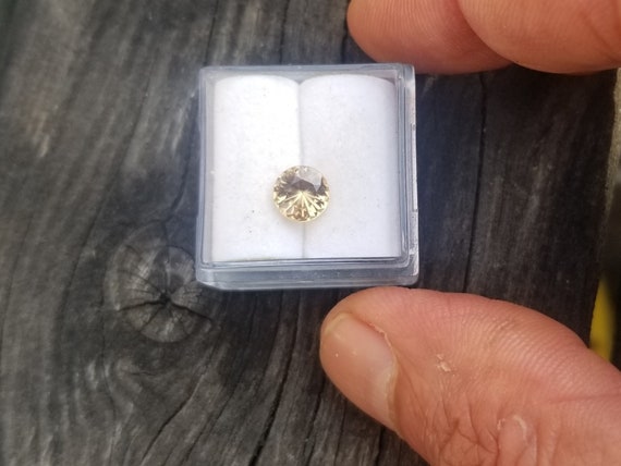 One of a Kind Round Sapphire for Engagement Ring or Gemstone Collector, September Birthstone for Women Jewelry, Free Shipping to USA