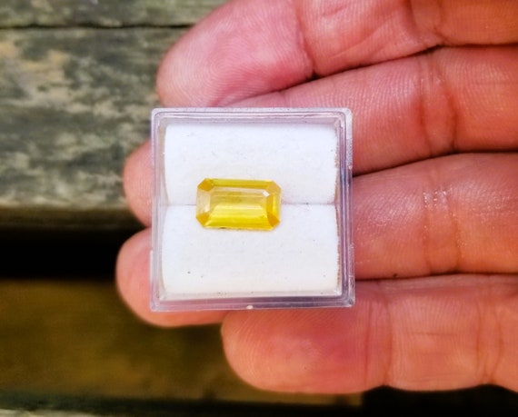 Ceylon Yellow Sapphire Emerald Cut for Pendant,  September Gemstonefor Engagement or Anniversary Ring, Free Shipping to USA
