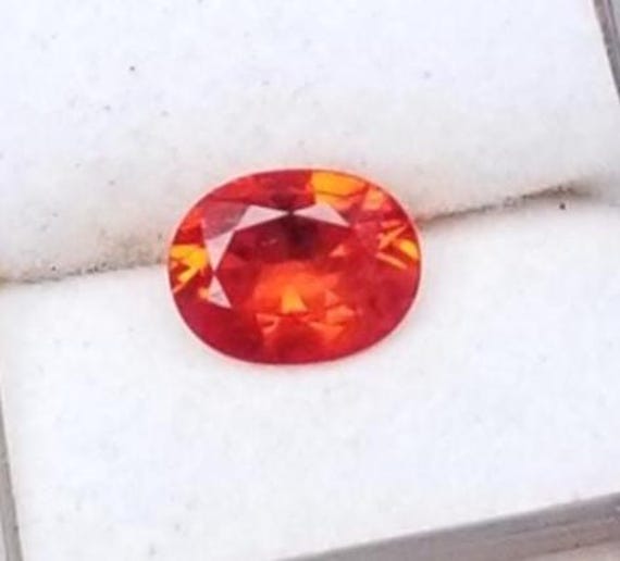 Neon Oval Orange Sapphire for Custom Anniversary Jewelry