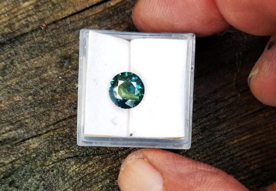 Round Parti Color Blue Green Sapphire , Unique Gemstone for Women Jewelry, September Birthstone for Her Anniversary Ring