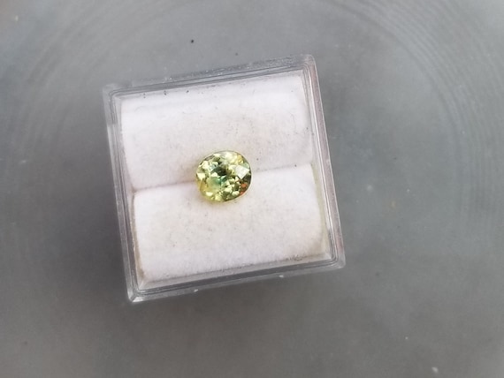 Unique Color Sapphire 6.2x5.8 MM Oval September Birthstone for Jewellery