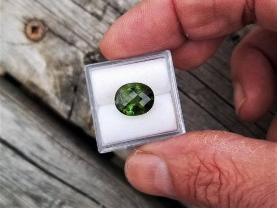 Gift October Gemstone Green Tourmaline for her Anniversary or Graduation