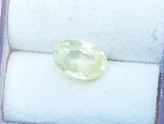 Canary Yellow Sapphire Oval Gemstone for Engagement Ring, September Birthstone