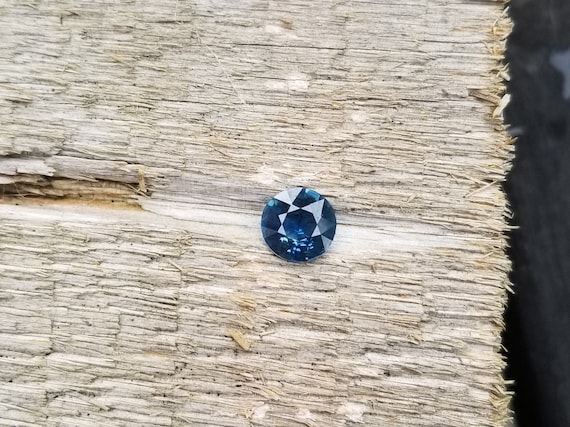 Unique  Montana Blue Sapphire 7.7 MM Round Natural Loose Gemstone for Jewelery