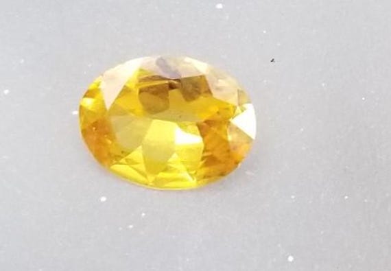 Yellow Sapphire Oval shape for Anniversary Gift for Her, Free Shipping to North America