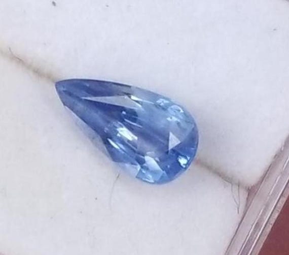 Ceylon Tear Drop Shape Blue Sapphire for Anniversary Jewelry