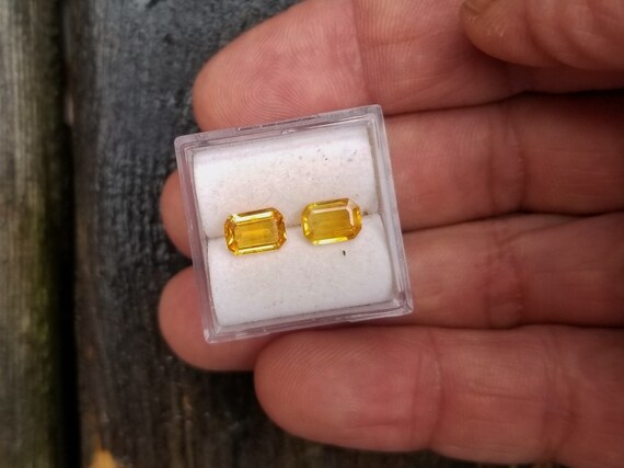 Ceylon Yellow Sapphire 7x5MM Emerald Cut Pair