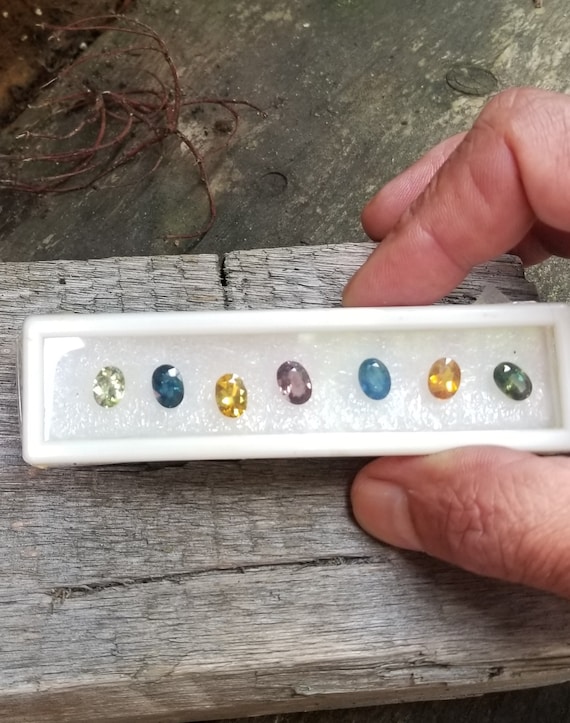 Natural Sapphire Parcel 8X6mm Oval Total Weight 10.24 Carats, Blue, Yellow, White, Green, Orange, Purple Sapphires for Jewelry Gift