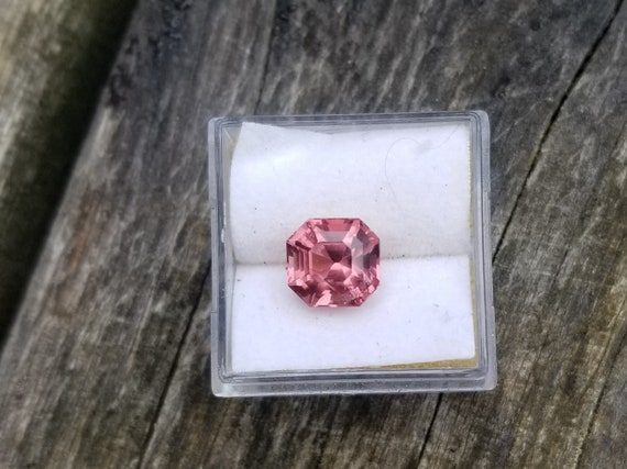 Pink tourmaline best sale october