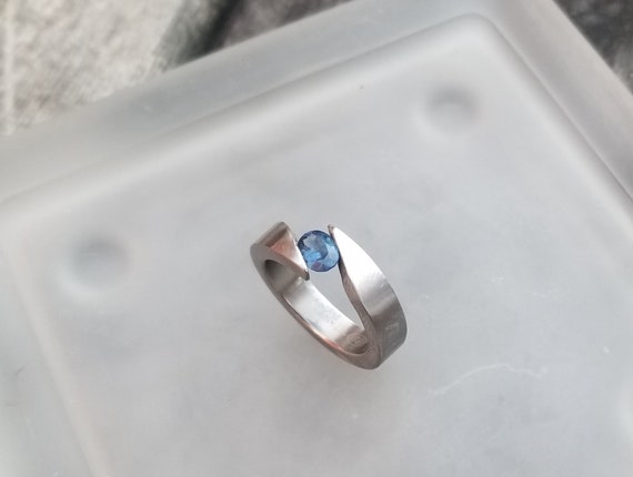 Montana Oval Blue Sapphire Tension Setting Unisex Ring, Stainless Steel ring, Finger Size 7 3/4 US, Gift for a Friend, Free Shipping