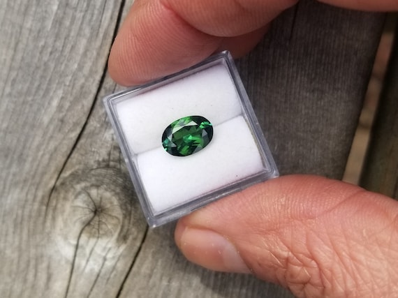Unique Chromo Tourmaline 9.4x6.7 MM Oval