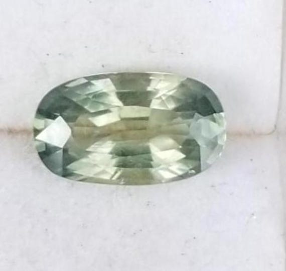 Natural Velvet Green Oval Sapphire for Anniversary Gift for Her