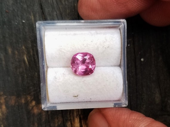 Unique Sapphire 6.8x6.4MM Square Cushion
