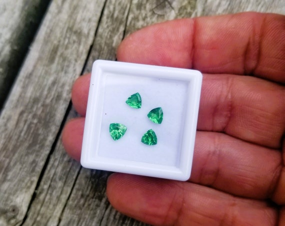 Tsavorite Garnet Collection Trilliant Shape for Jewelry Making, January Birthstone Anniversary Wedding Gift , Free Shipping to USA