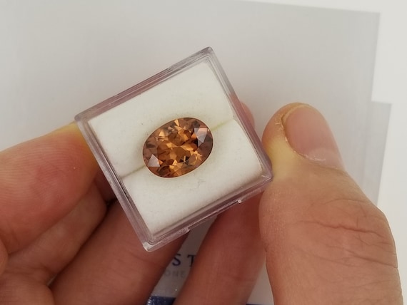 Cognac Color Natural Zircon 5.14cts Oval