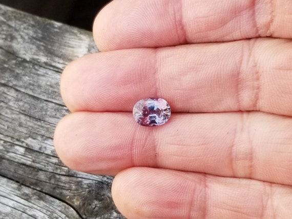 Color Change Unique Sapphire 9.2x7.1 MM Oval 2.80 Cts for Jewellery