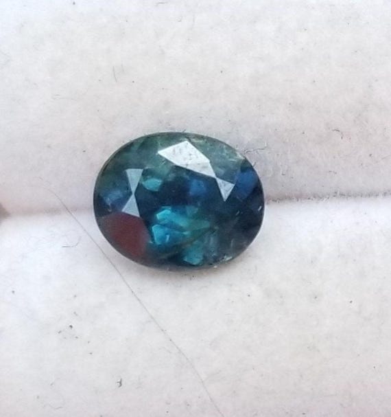 Peacock Sapphire 1.31 Carats Oval September Gemstone for Her Jewellery