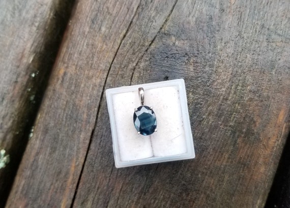 Blue Green Sapphire Pendant for Anniversary Wedding, September Birthstone for Custom Jewelry, Unique Ceylon Sapphire, Free Shipping to USA