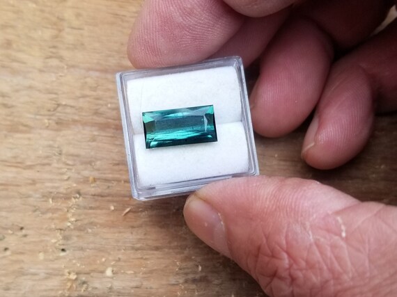 Unique Blue Green Tourmaline for Pendant