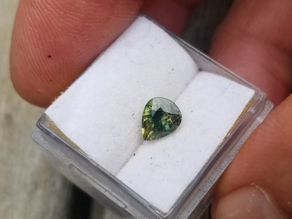 Pear Shape Parti Color Natural Sapphire Gemstone for Anniversary Jewelry, September Birthstone for Anniversary Gift for Her