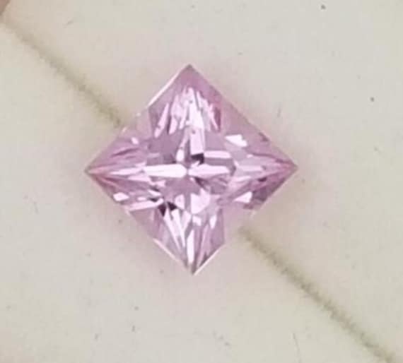 Princess Cut Natural Pink Sapphire 0.87cts