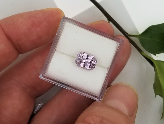 Lavender Gray Spinel 1.60cts Emerald Radiant Cut
