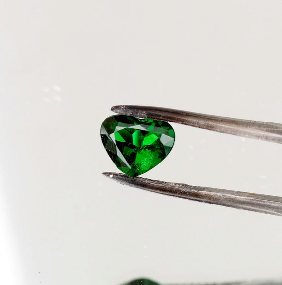 Tsavorite Garnet 1.42cts Heart Shape