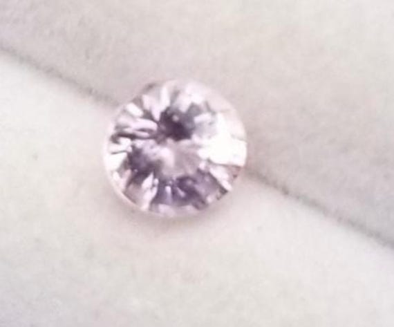 Pastel Pink Sapphire 5 MM Round for Jewellery Gift for Her