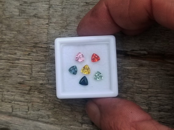 Unique Trilliant Cut Sapphire Lot for Sale 2.60Cts for Jewellery 4.5mm SiZe