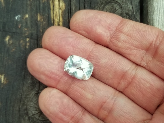 Unique Aquamarine Checkerboard 6.71 Cts